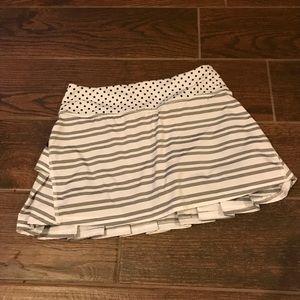 Gorgeous Lululemon skirt with shorts